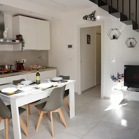 Ficurinias House-catania Location-secure Parking Holiday home