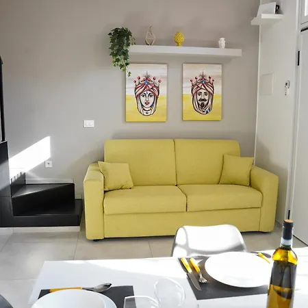 Holiday home Ficurinias House-catania Location-secure Parking