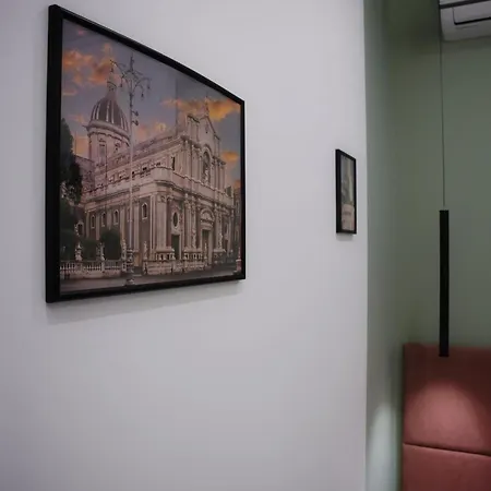 Ficurinias House-catania Location-secure Parking *