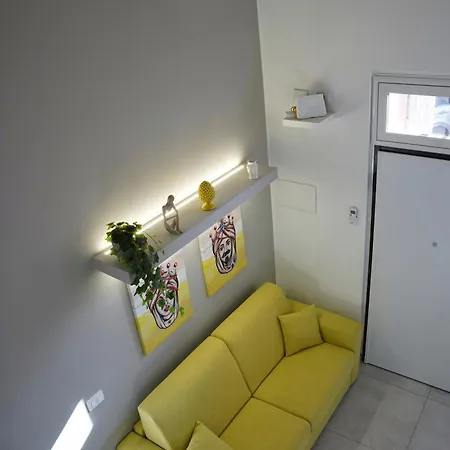 Ficurinias House Holiday Home-Parking-Centro Storico Catania Casa vacanze Aeroporto di Catania Fontana Rossa