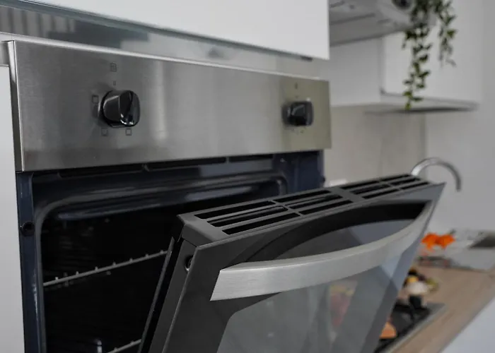 Ficuriniashouse-cozy Flat With Parking 別荘 *