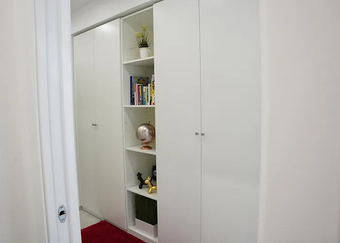 別荘 Ficuriniashouse-cozy Flat With Parking