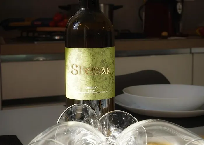 別荘 Ficuriniashouse-cozy Flat With Parking