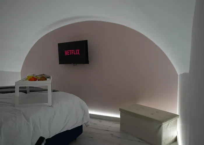 Ficuriniashouse-cozy Flat With Parking *