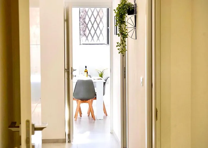 別荘 Ficuriniashouse-cozy Flat With Parking *